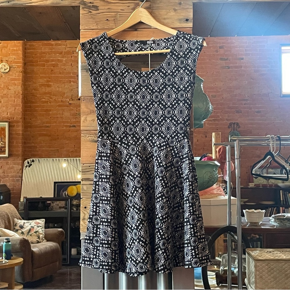 Rebel Sugar Black and White Patterned Dress